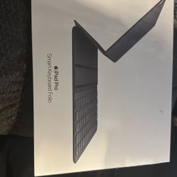 iPad Pro Smart Keyboard Folio