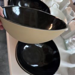 Beautiful New Serve Bowls - $5ea.  