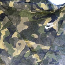Nike Hoodie Boys Size 6(med) $15