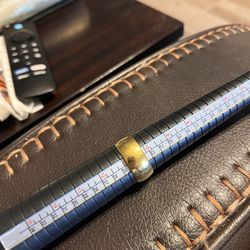 18k Gold Played Band