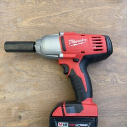 Milwaukee 1/2” Impact Wrench (WITH M18 BATTERY!)
