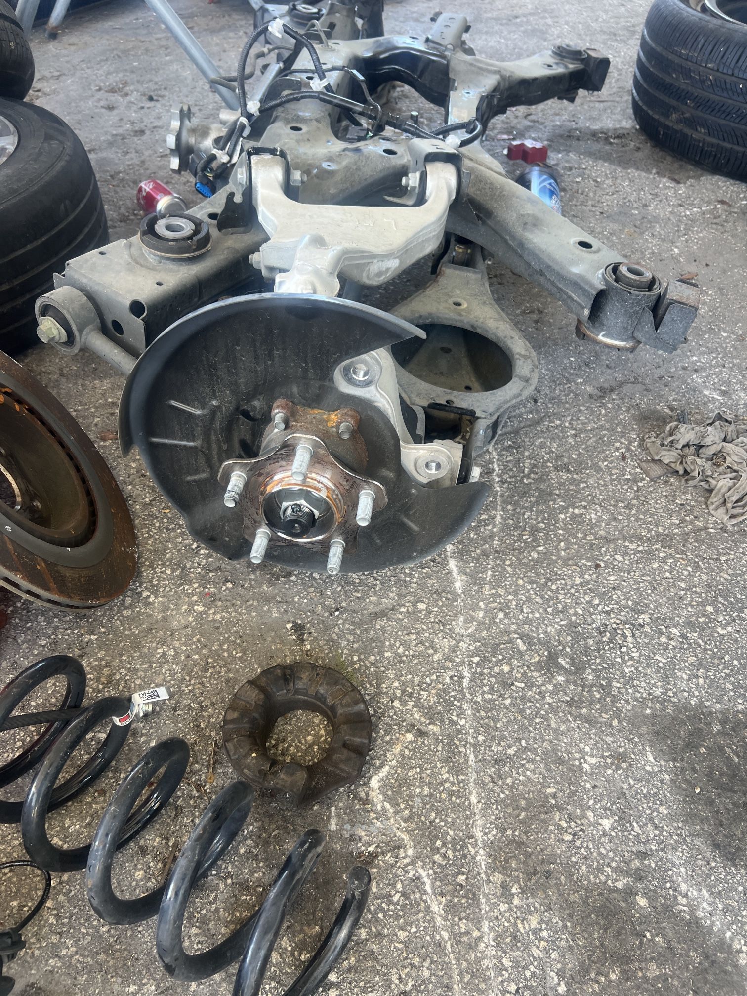 2022 To 25 Infiniti QX60 Driver side Rear Suspension AWD parts