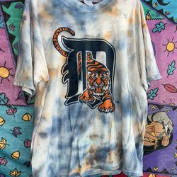 detroit tigers tie dyed shirt sz XL