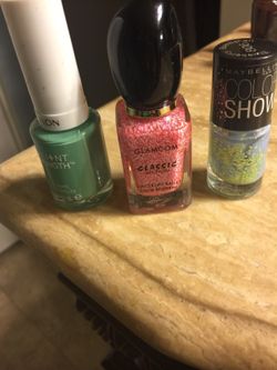 Nail polish lot