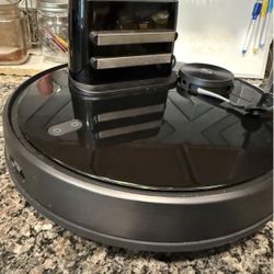 Wyze Wi-Fi Connected Robotic Vacuum with LiDAR Room Mapping, Ideal for Pet Hair, Hard Floors
