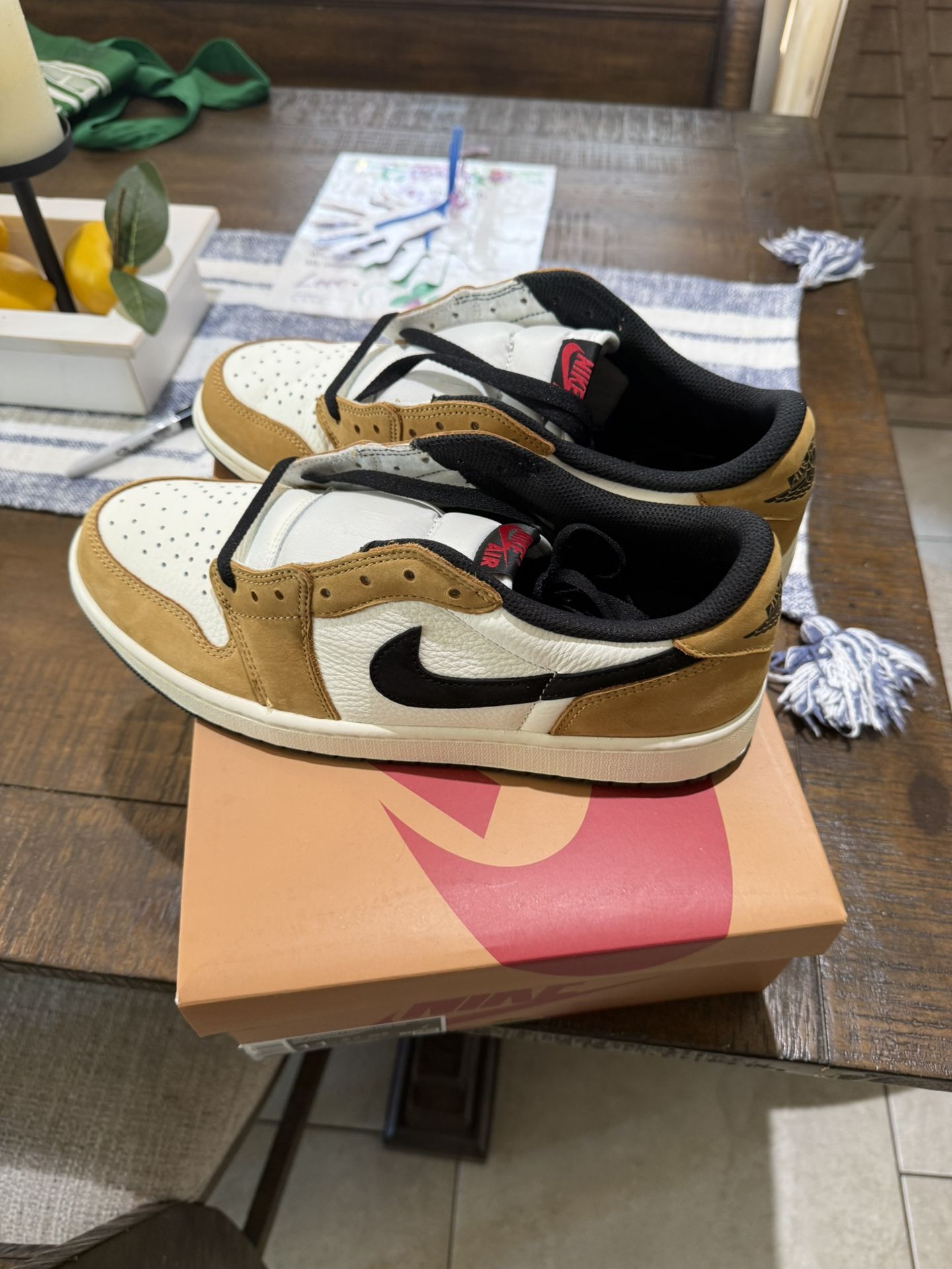 Jordan 1 Low ROY Size 11
