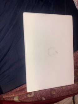 MacBook iPod touch