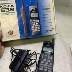 Vtg Nokia 638 Cellphone Phone selling as is