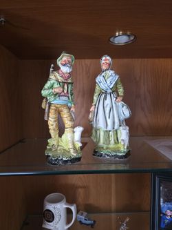 Figurine Set