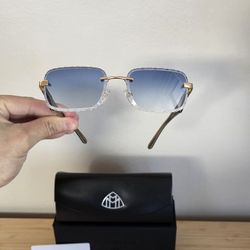 Maybach New Authentic.