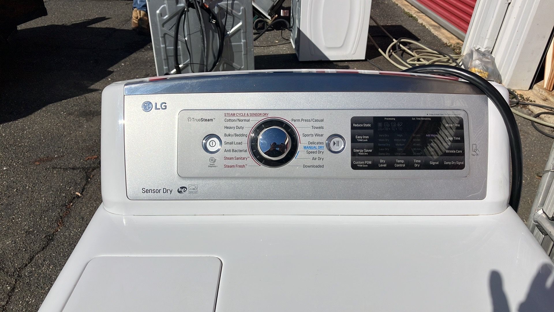 VERY NICE LG FRONT LOADER SET CLEAN SANITIZED READY FOR USE