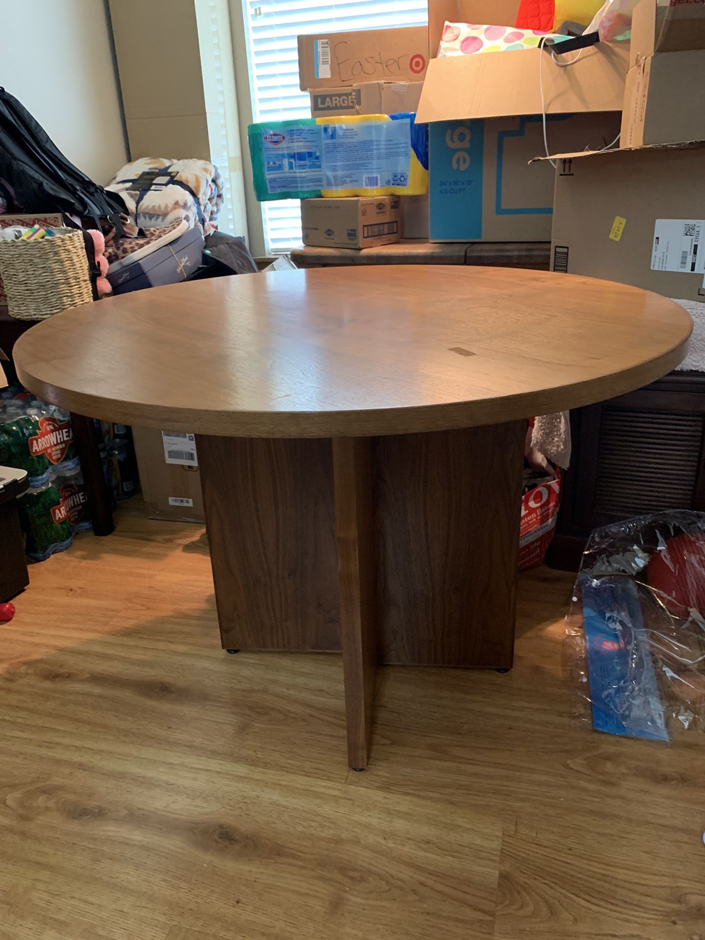 Solid Round Oak Table