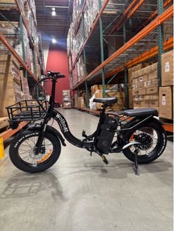 Ultra-long-lasting folding electric bicycle