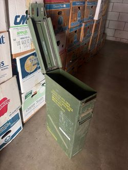 U.S. military surplus 81mm mortar ammunition container
