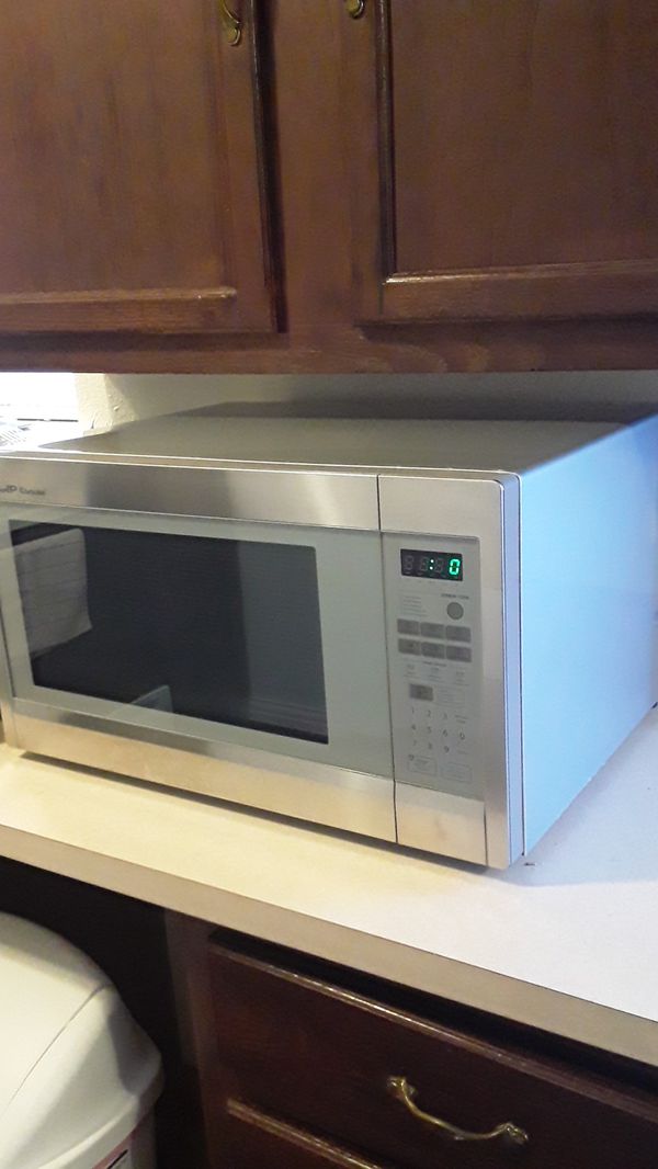 SHARP Carousel commercial microwave for Sale in Dallas, TX - OfferUp