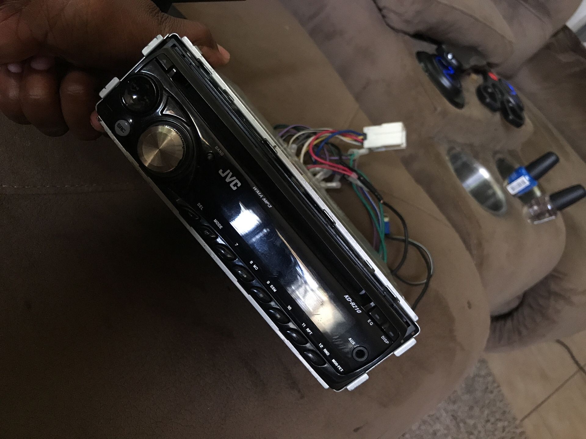 Jvc with the holder included can use aux also