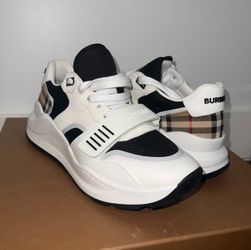 Burberry Black and White Sneakers Athletic Style 