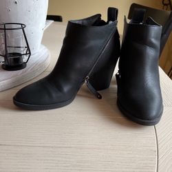 Women’s Black Boots