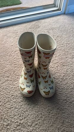 Hunter Kids Butterfly Worn US 12