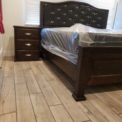 Cama queen size