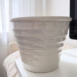 Hand Dipped Terracotta Plant Pot 10x8”