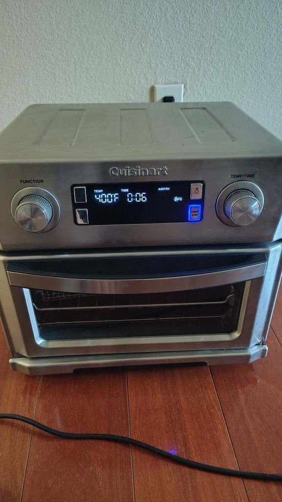 Cuisinart Air Fryer Oven. Working Great