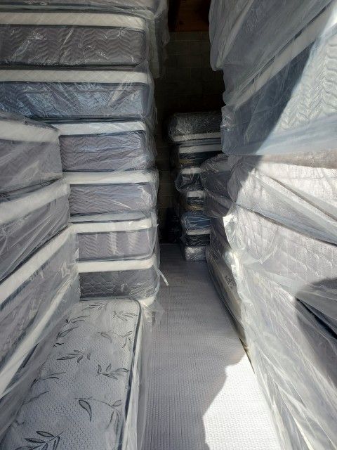 WE HAVE ALL SIZES MATTRESS AND BOX SPRING BRAND NEW