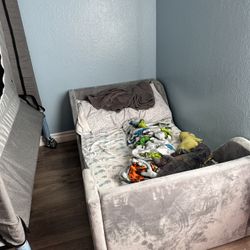 Toddler Bed 
