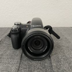 Sony Cybershot DSC-H5