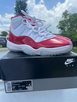 Retro 11s Size 9.5