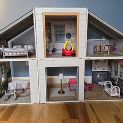 Little Tikes Doll House 