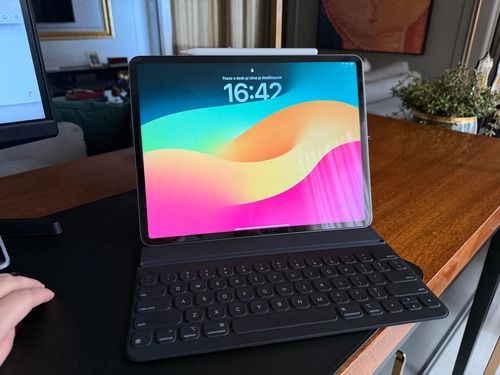 Apple iPad 10th Generation