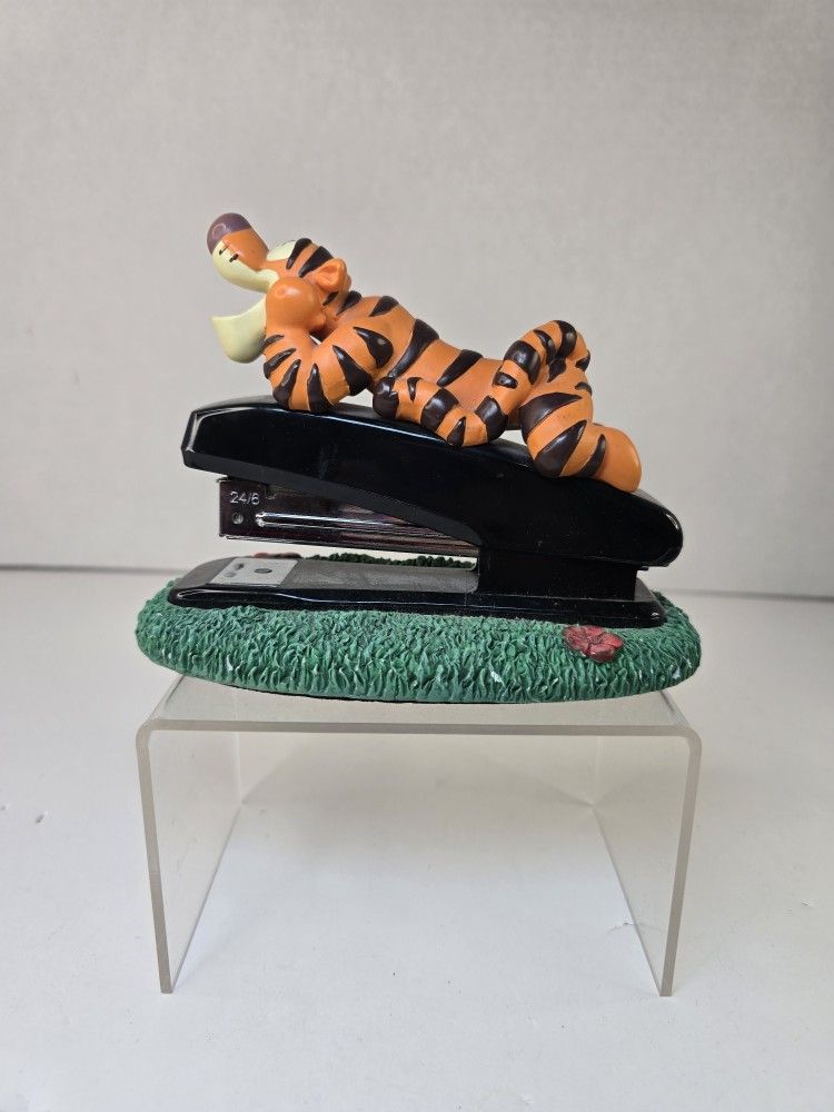 Disney Tigger Stapler Resin Green Grass Base w Flowers Whimsical Winnie the Pooh