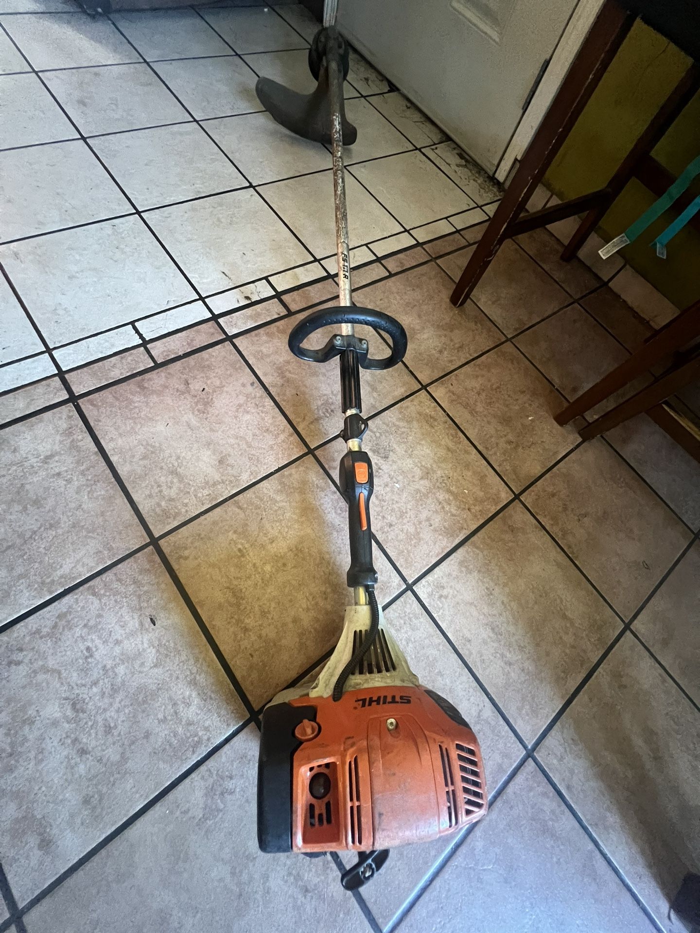 Stihl Weed Eater Fs111r