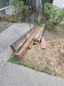 Reclaimed Lumber Lot – Beams 4X8