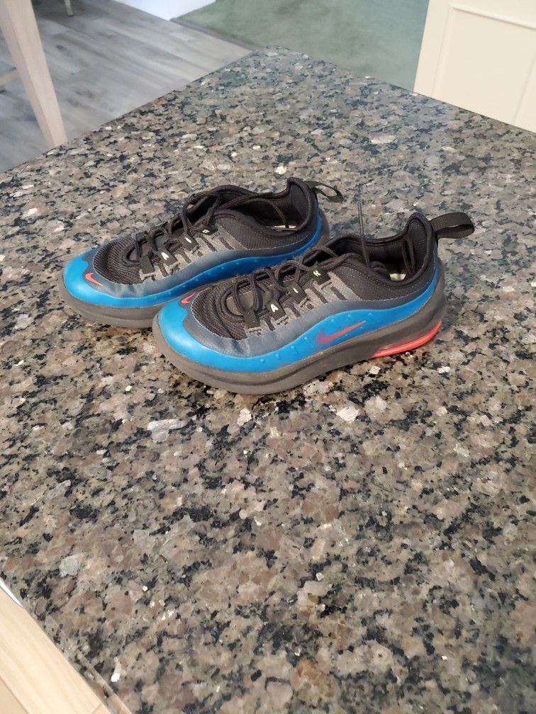 Boys Nike Sneakers size 13