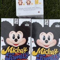 POP MART Disney Mickey Family Together single blind box