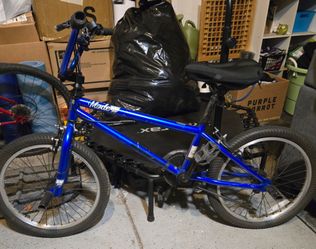 20" Boys BMX Bike (Mongoose Mode 100) $40 needs rear tire
Aurora IL pickup
