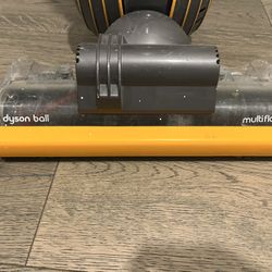 Dyson Vacuum Cleaner