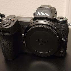 Nikon Z6ii Full frame Camera Body - sports - Wedding - Events - Portrait 