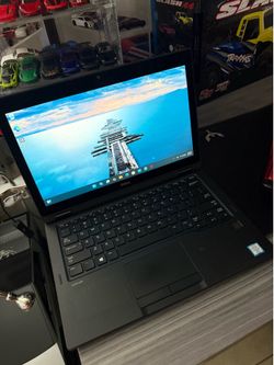 Laptop computer Dell Latitude touchscreen