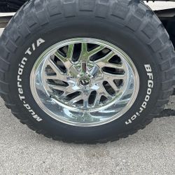 37x12.50R20LT. Chevy GMC 
