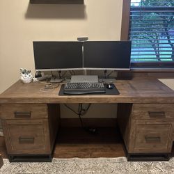 Pottery Barn Malcolm Executive Desk (68")