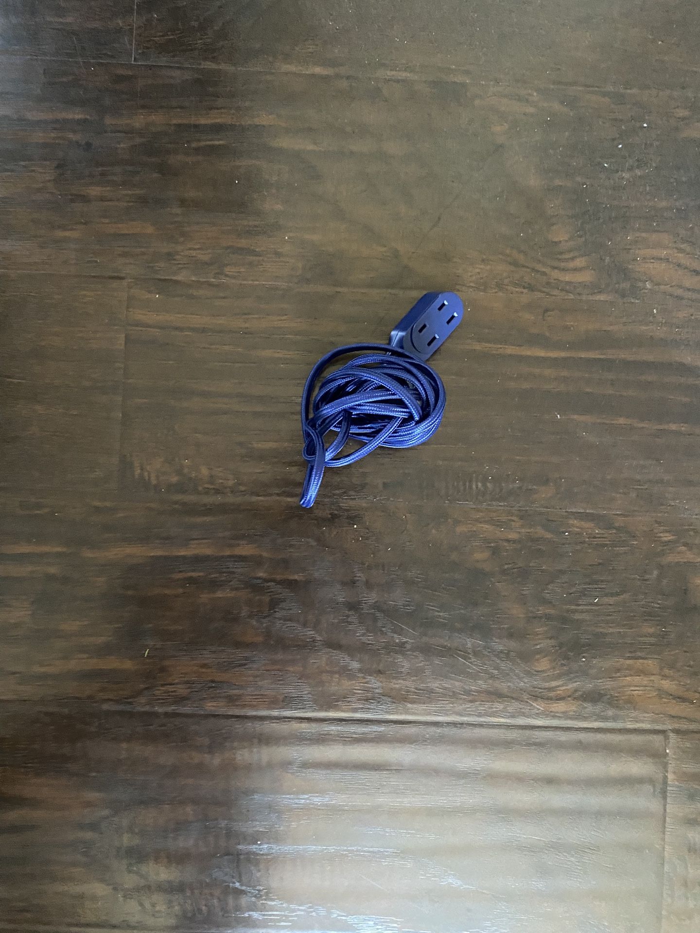 BRAND NEW BLUE EXTENSION CORD