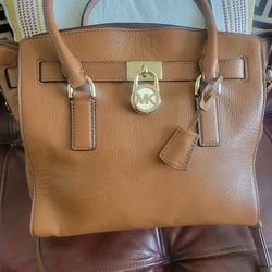 Micheal Kors  Leather Handbag 