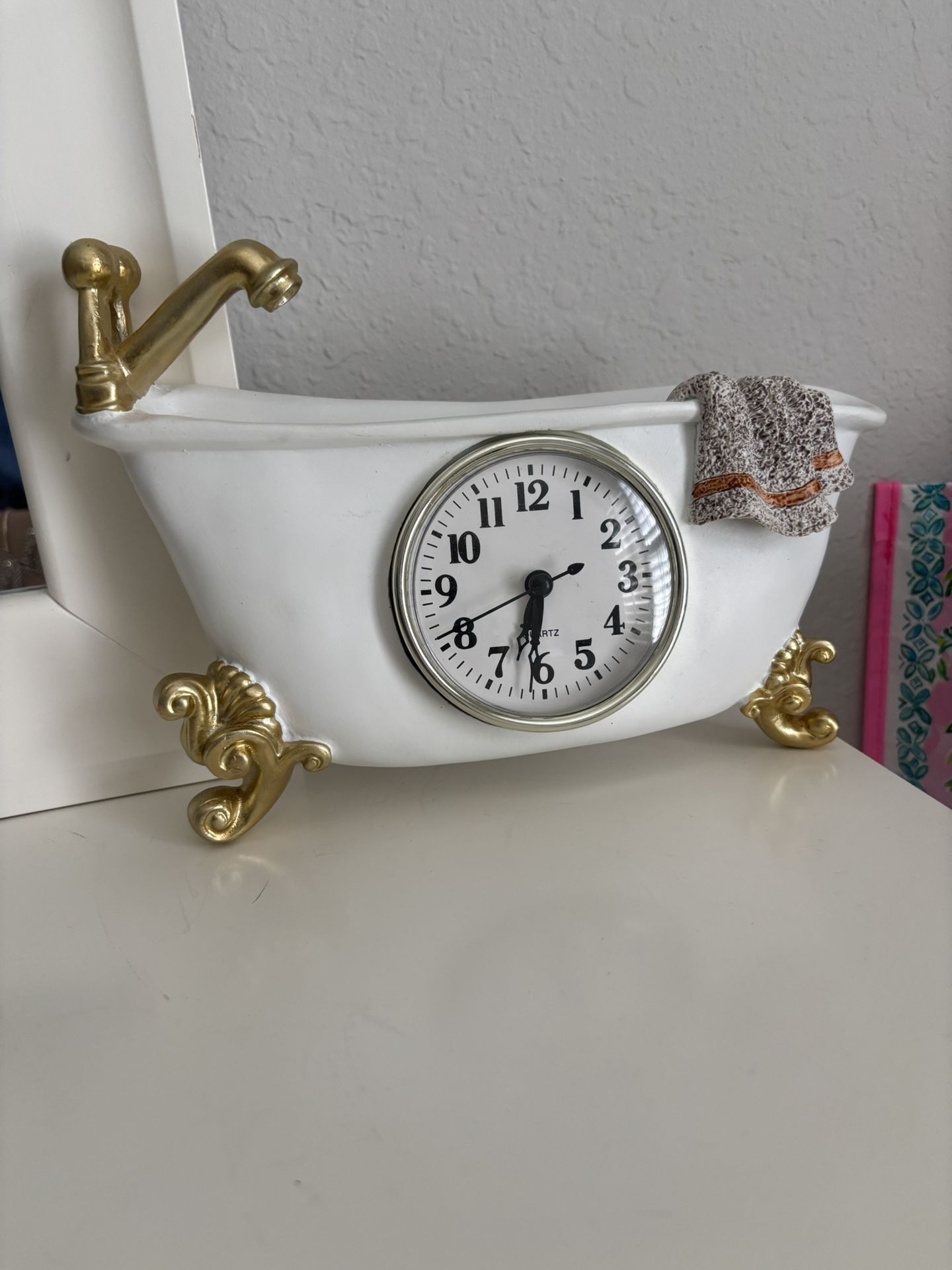 Bathroom Wall Clock, It Works Perfect