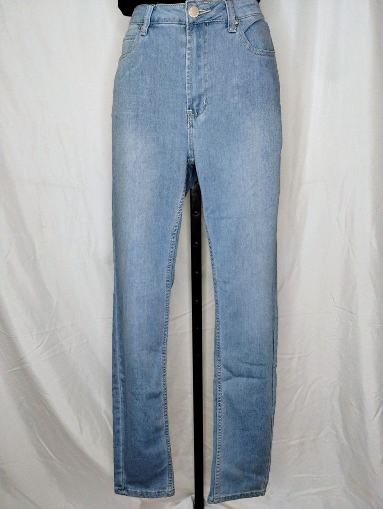 *Brand New* High Rise Skinny Denim, Size 7, Light Blue