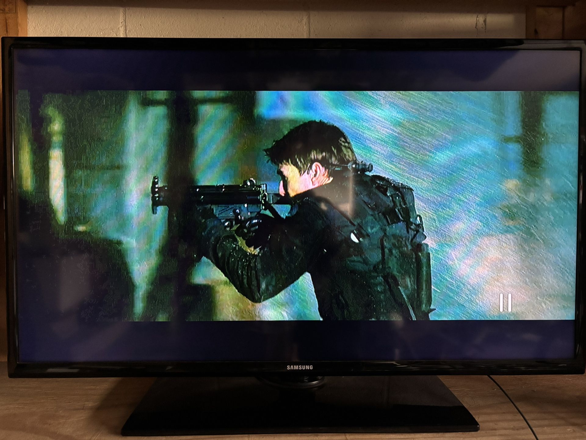 Samsung 40” TV with Google Chromecast