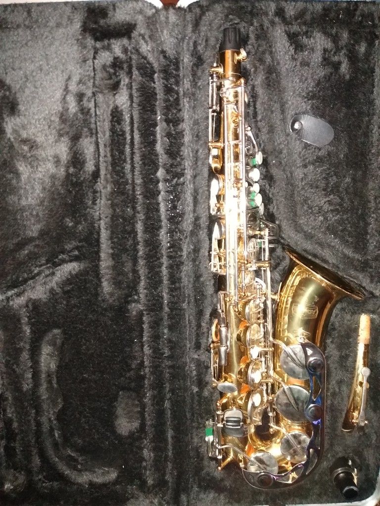 Bundy Saxophone