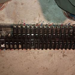 20 amp fuse buss bar